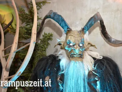 4. Maskenausstellung 2014 Bild 75